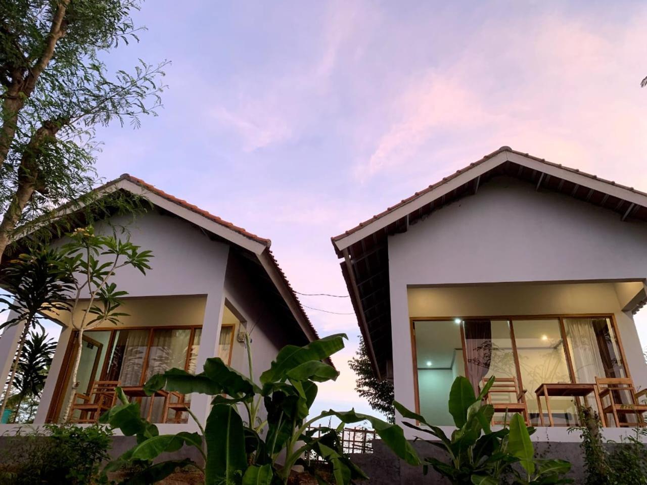 Tommy Homestay Plambi Exterior foto
